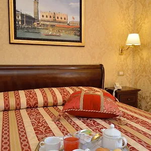 *** Bed and breakfast Residenza Goldoni Italia