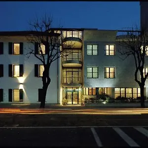 *** Hotel La Cascata Italia